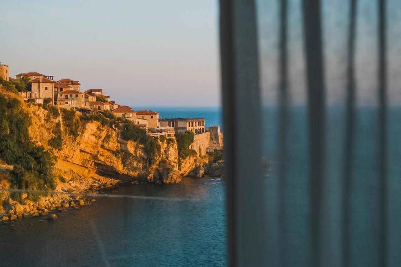 Hotel Maris Ulcinj Buitenkant foto