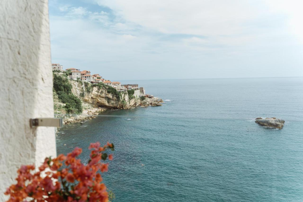 Hotel Maris Ulcinj Buitenkant foto