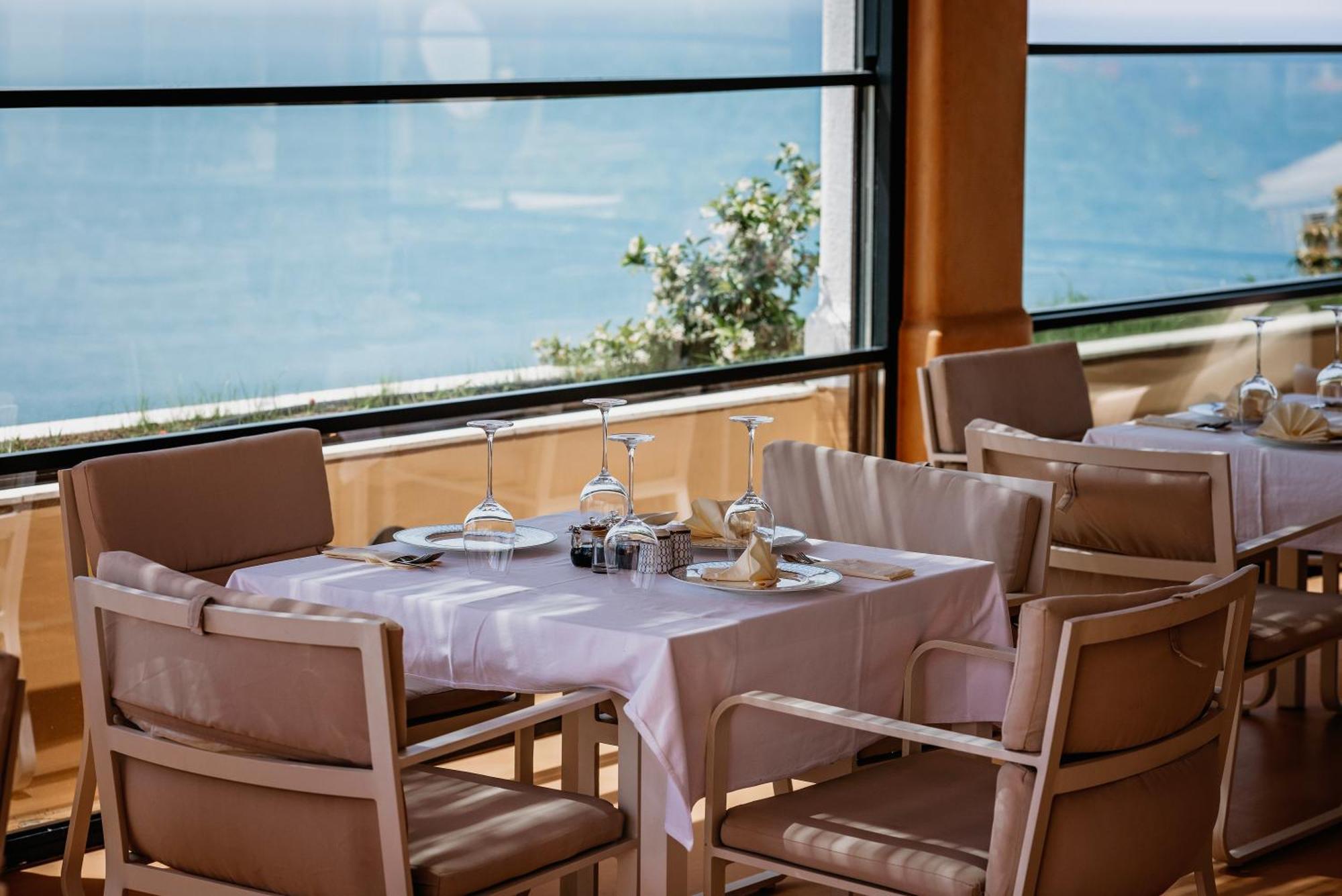 Hotel Maris Ulcinj Buitenkant foto